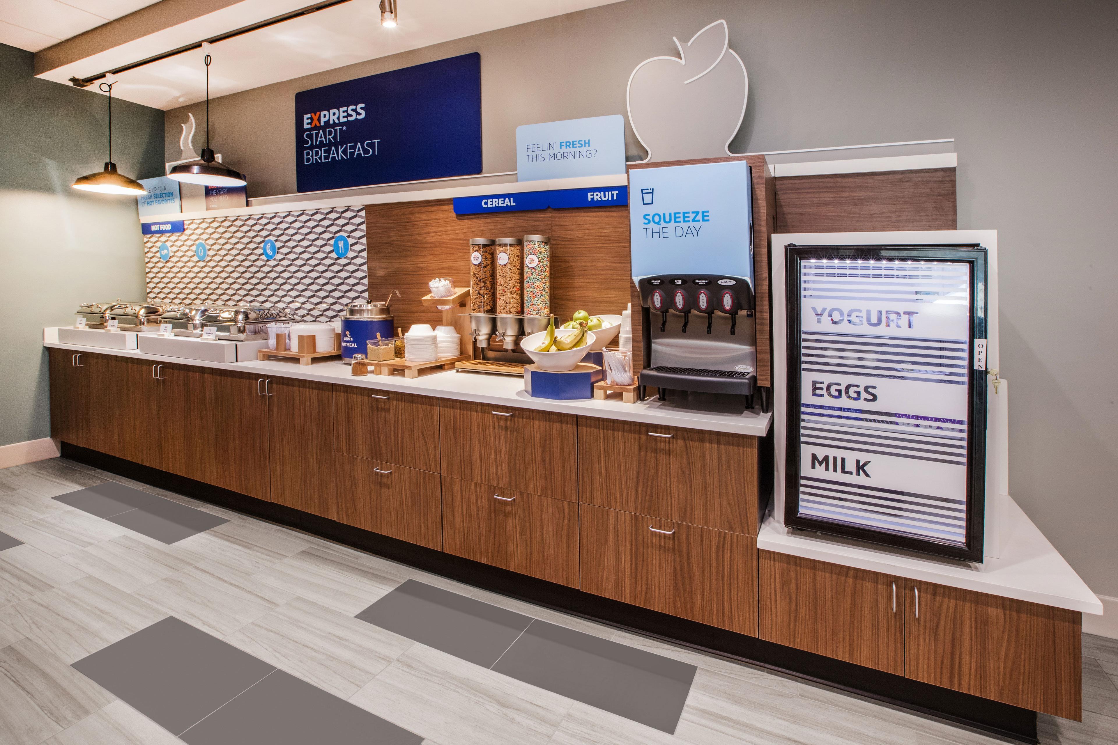 Holiday Inn Express Hotels- Hampton By Ihg Exteriör bild
