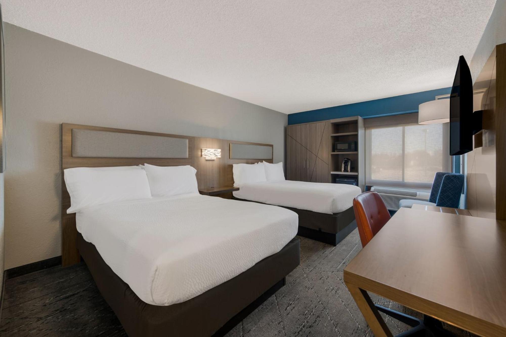 Holiday Inn Express Hotels- Hampton By Ihg Exteriör bild