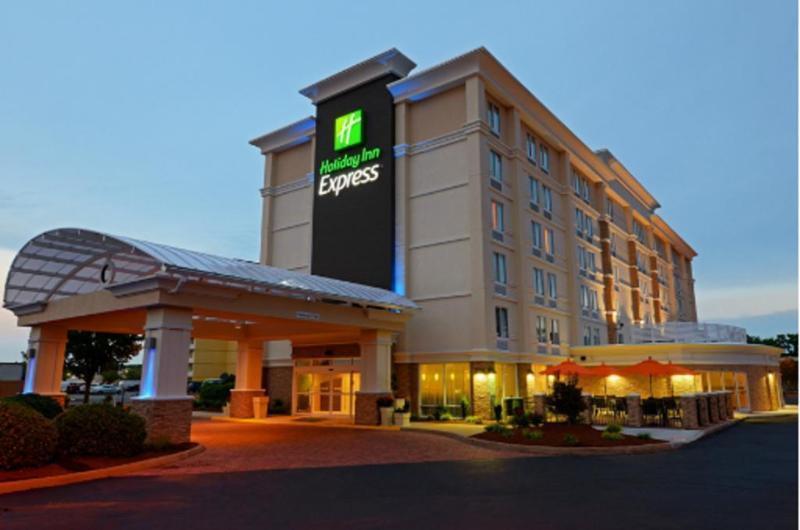 Holiday Inn Express Hotels- Hampton By Ihg Exteriör bild
